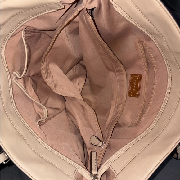 Nine West Original Crème Handbag - Picture 10 of 10
